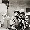 Toshirô Mifune, Kenjirô Ishiyama, Kyôko Kagawa, Takeshi Katô, Tatsuya Nakadai, and Yutaka Sada in Tengoku to jigoku (1963)
