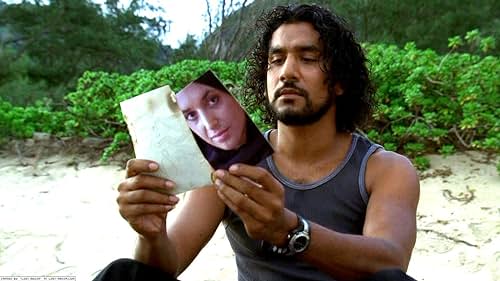 Naveen Andrews and Andrea Gabriel in Lost (2004)