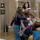 Valerie Bertinelli and Mackenzie Phillips in One Day at a Time (1975)