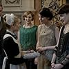 Elizabeth McGovern, Hugh Bonneville, Joanne Froggatt, Michelle Dockery, and Laura Carmichael in Downton Abbey (2010)