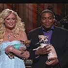 Paris Hilton, Kenan Thompson, and Tinkerbell the Dog in Saturday Night Live (1975)