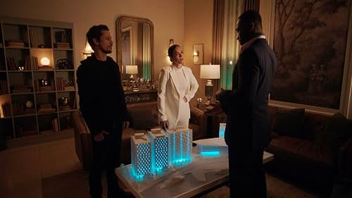 Alice Braga, Jamie Hector, and Peter Gadiot in Queen of the South (2016)