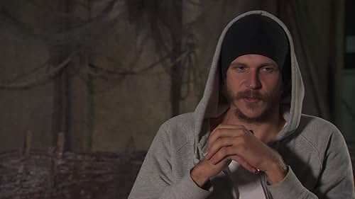 Vikings: Gustaf Skarsgard On Floki's Fighting Skills