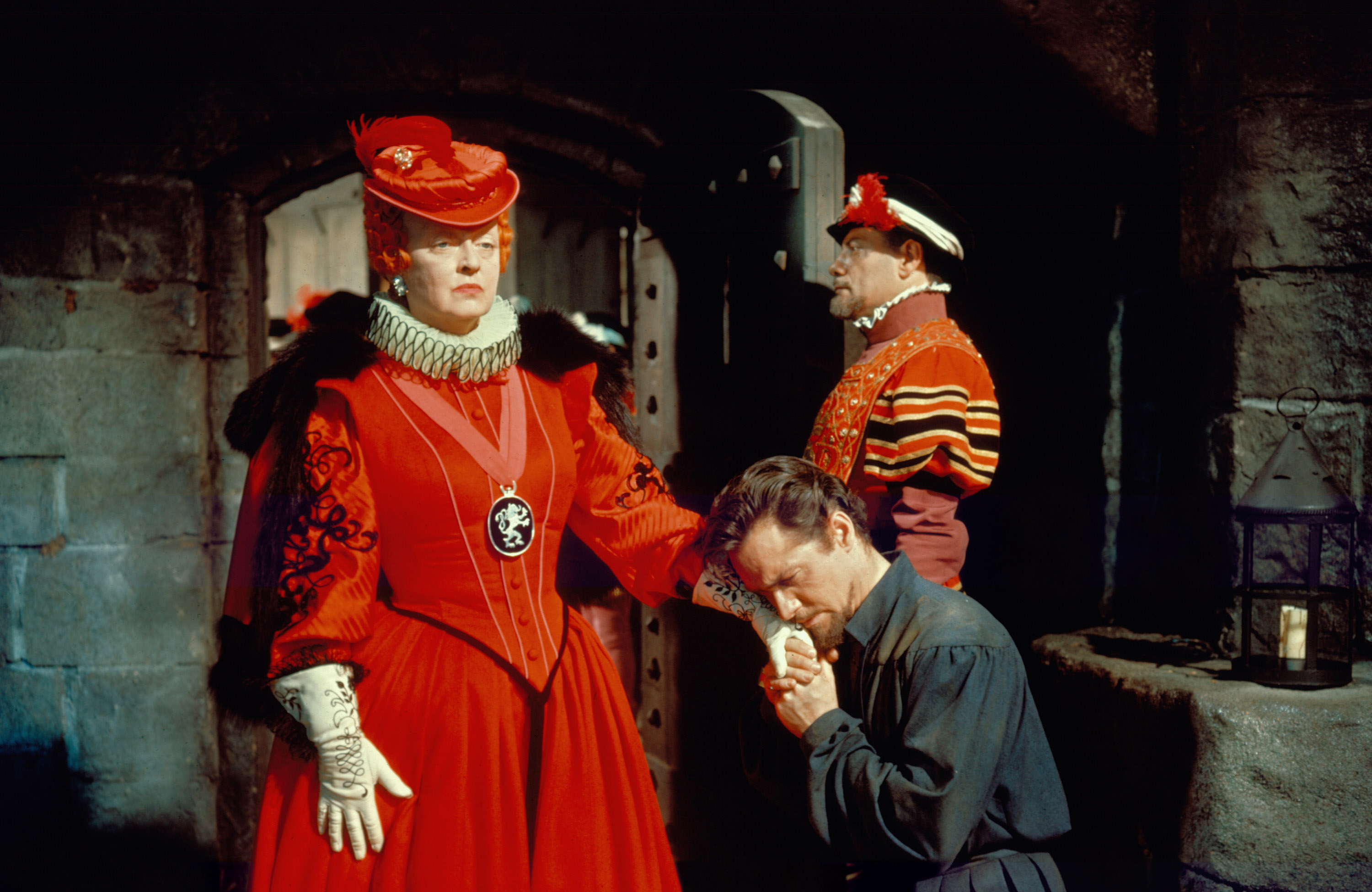 Bette Davis and Richard Todd in The Virgin Queen (1955)