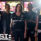 Wallace Langham, Jorja Fox, Elisabeth Harnois, Eric Szmanda, and Jon Wellner in CSI: Crime Scene Investigation (2000)