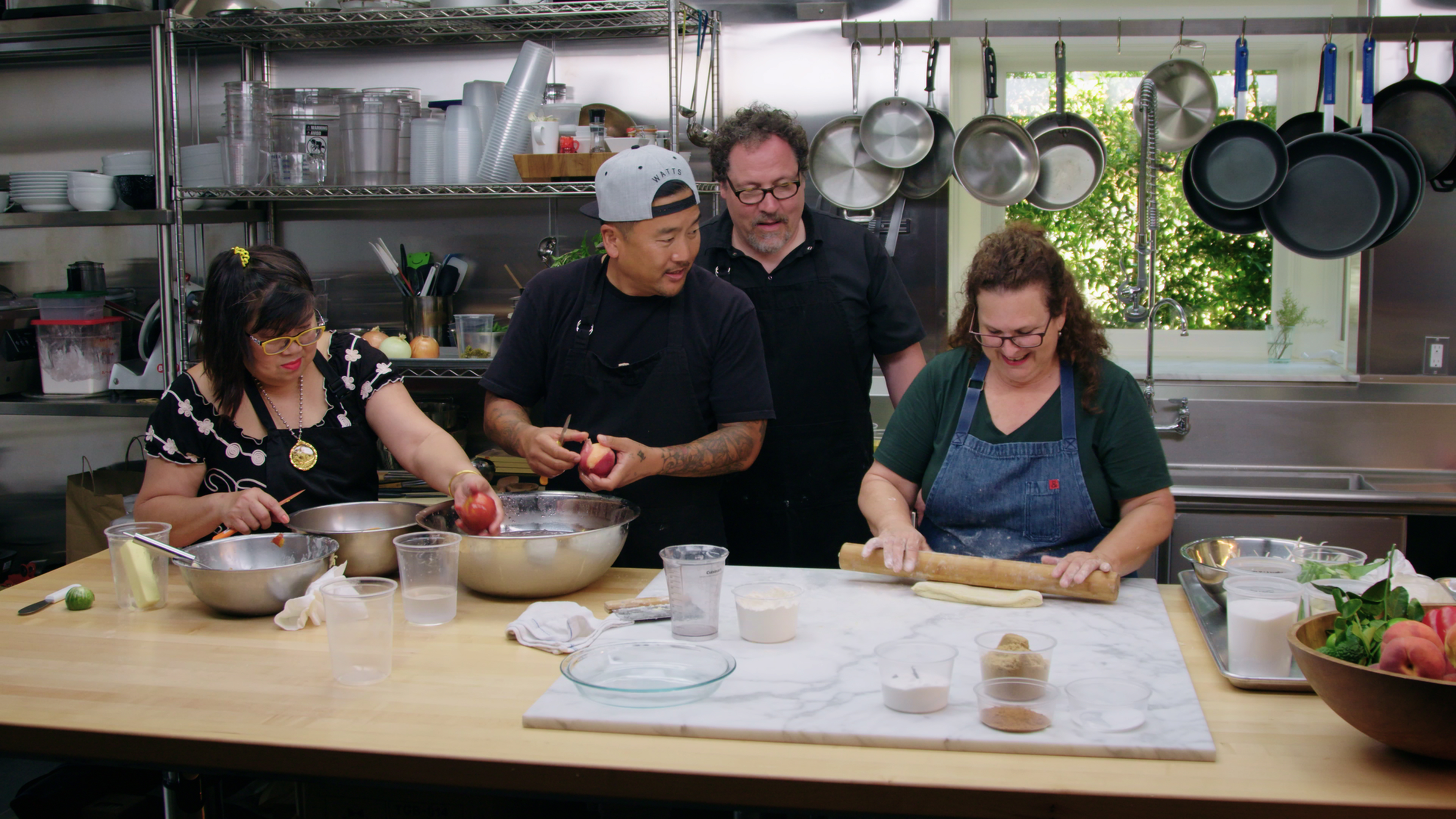 Jon Favreau and Roy Choi in The Chef Show (2019)