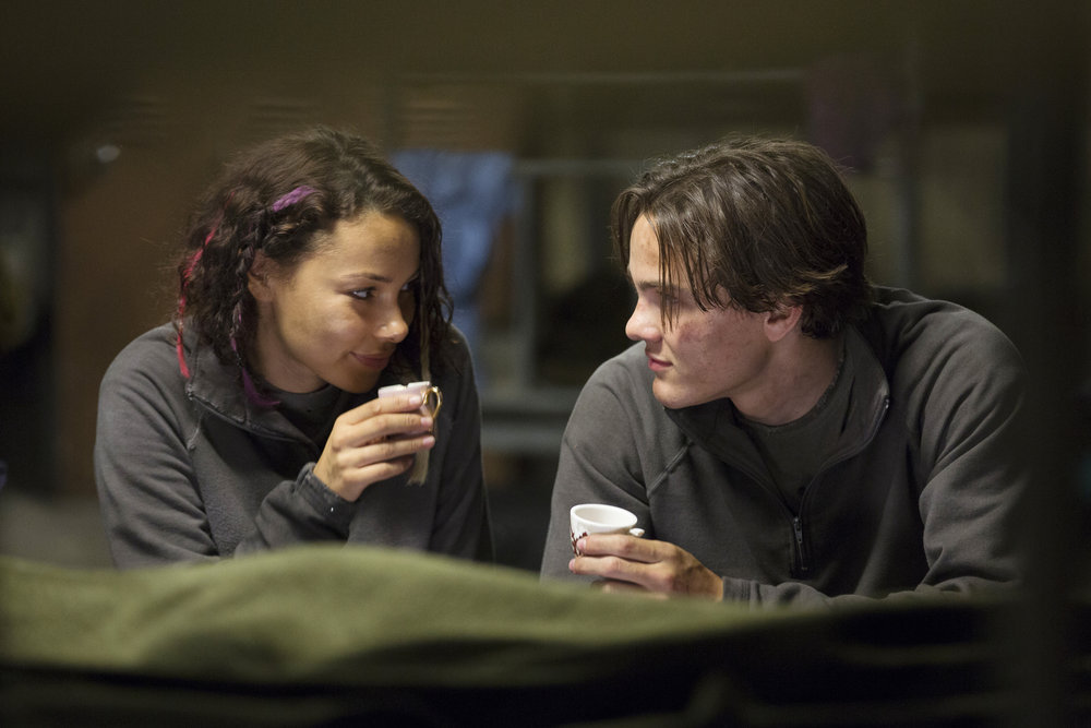 Jessica Parker Kennedy and Alex Neustaedter in Colony (2016)