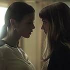 Catherine Zeta-Jones and Rooney Mara in Side Effects (2013)