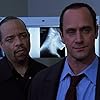 Ice-T and Christopher Meloni in Law & Order: Special Victims Unit (1999)