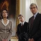 Sam Waterston, Linus Roache, and Alana De La Garza in Law & Order (1990)