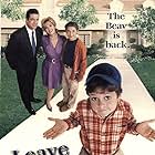 Christopher McDonald, Janine Turner, Cameron Finley, and Erik von Detten in Leave It to Beaver (1997)