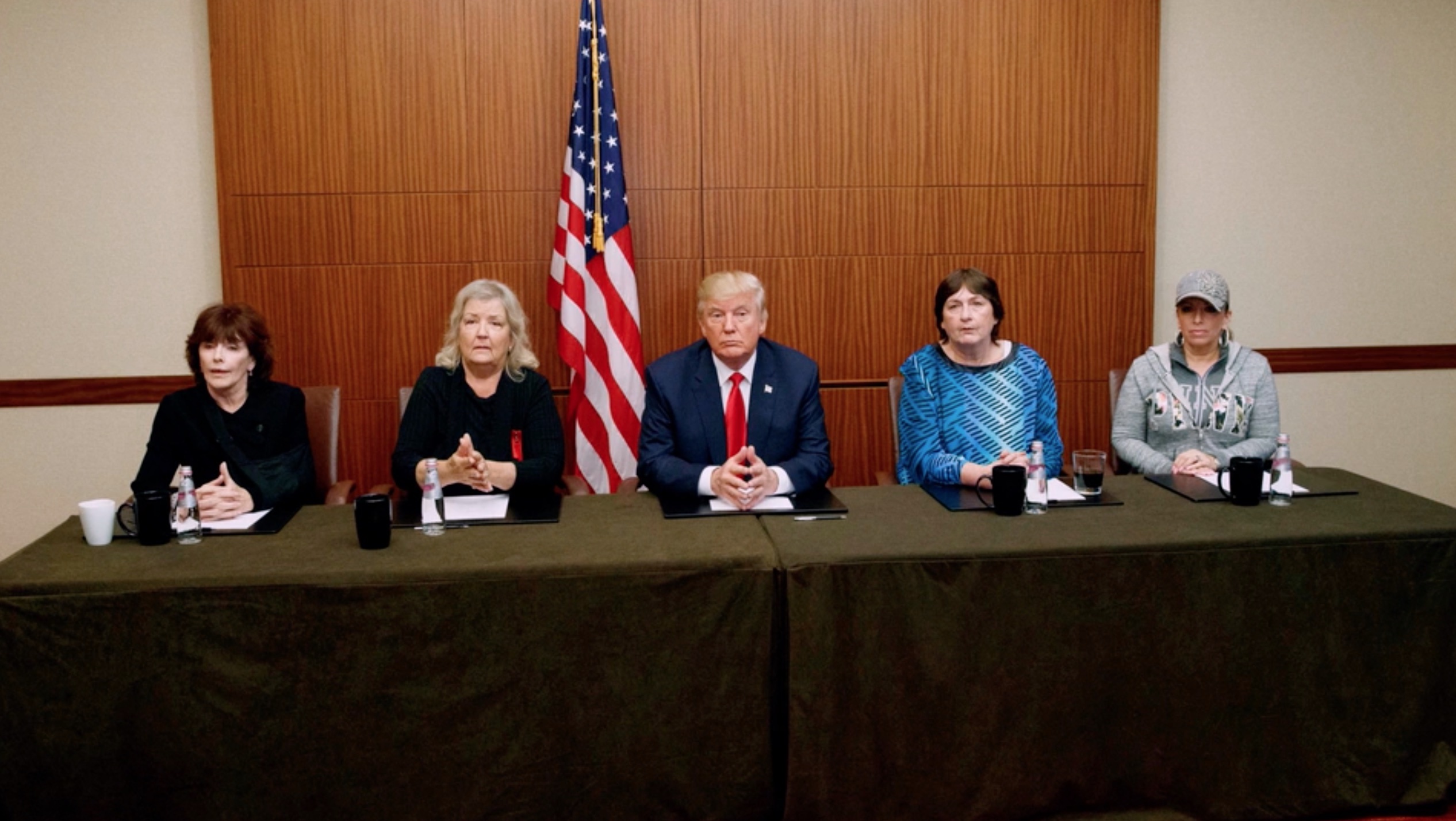Paula Jones, Donald Trump, Kathleen Willey, Juanita Broaddrick, and Kathy Shelton in The Clinton Affair (2018)