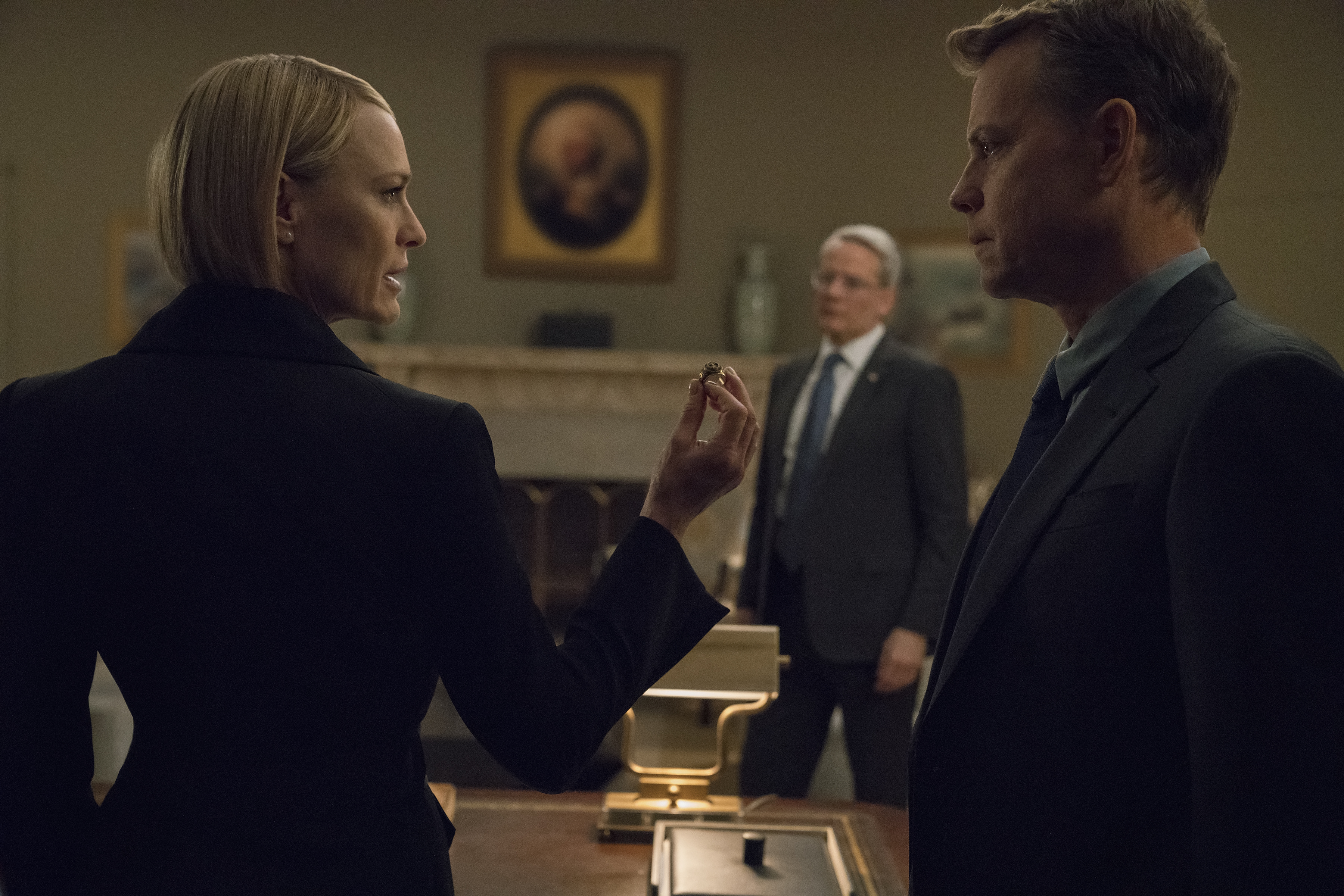 Robin Wright, Greg Kinnear, and Campbell Scott in House of Cards (2013)