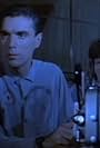 David Byrne and Chris Frantz in Talking Heads: This Must Be the Place (Naive Melody) (1983)