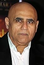 Puneet Issar at an event for Barkhaa (2015)