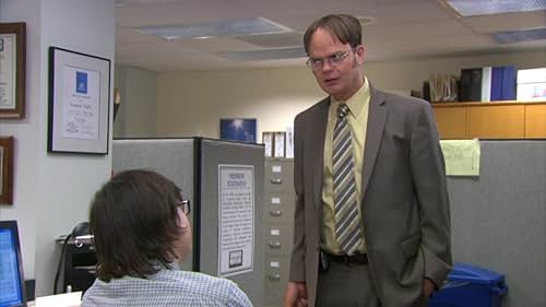 The Office: Dwight Convinces Clark To Pose