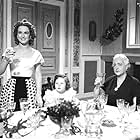 Mimí Derba, Marga López, and Lilia Martínez 'Gui-Gui' in Casa de muñecas (1954)