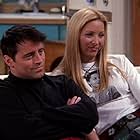 Lisa Kudrow and Matt LeBlanc in Friends (1994)