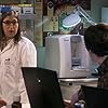 Mayim Bialik and Simon Helberg in The Big Bang Theory (2007)