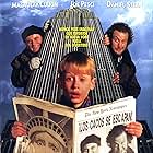 Macaulay Culkin, Joe Pesci, and Daniel Stern in Home Alone 2: Lost in New York (1992)