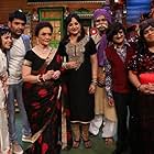 Paresh Ganatra, Helen, Asha Parekh, Upasana Singh, Kiku Sharda, Sumona Chakravarti, and Kapil Sharma in The Kapil Sharma Show (2016)