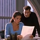 Charlie Sheen and Angie Harmon in Good Advice (2001)