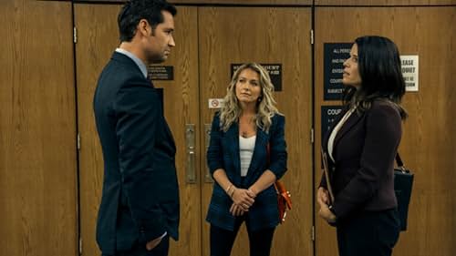 Neve Campbell, Becki Newton, and Manuel Garcia-Rulfo in The Lincoln Lawyer (2022)