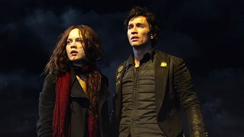 Mortal Engines: Tom And Hester Are Hunted In The Outlands