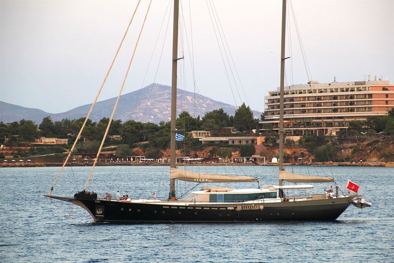 Tigra Yacht 