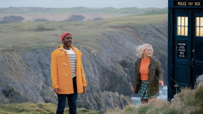 Image of The Doctor (Ncuti Gatwa) and Ruby Sunday (Millie Gibson) on a clifftop.