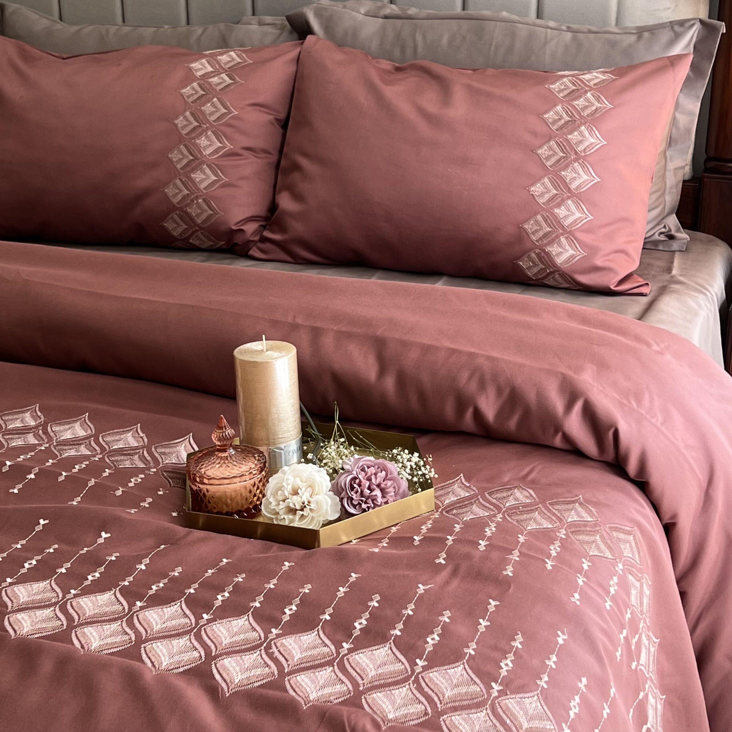 Leaflet Blush Syona Duvet Cover