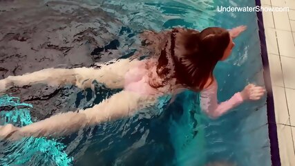 underwater girls, underwatershow, pool, big tits